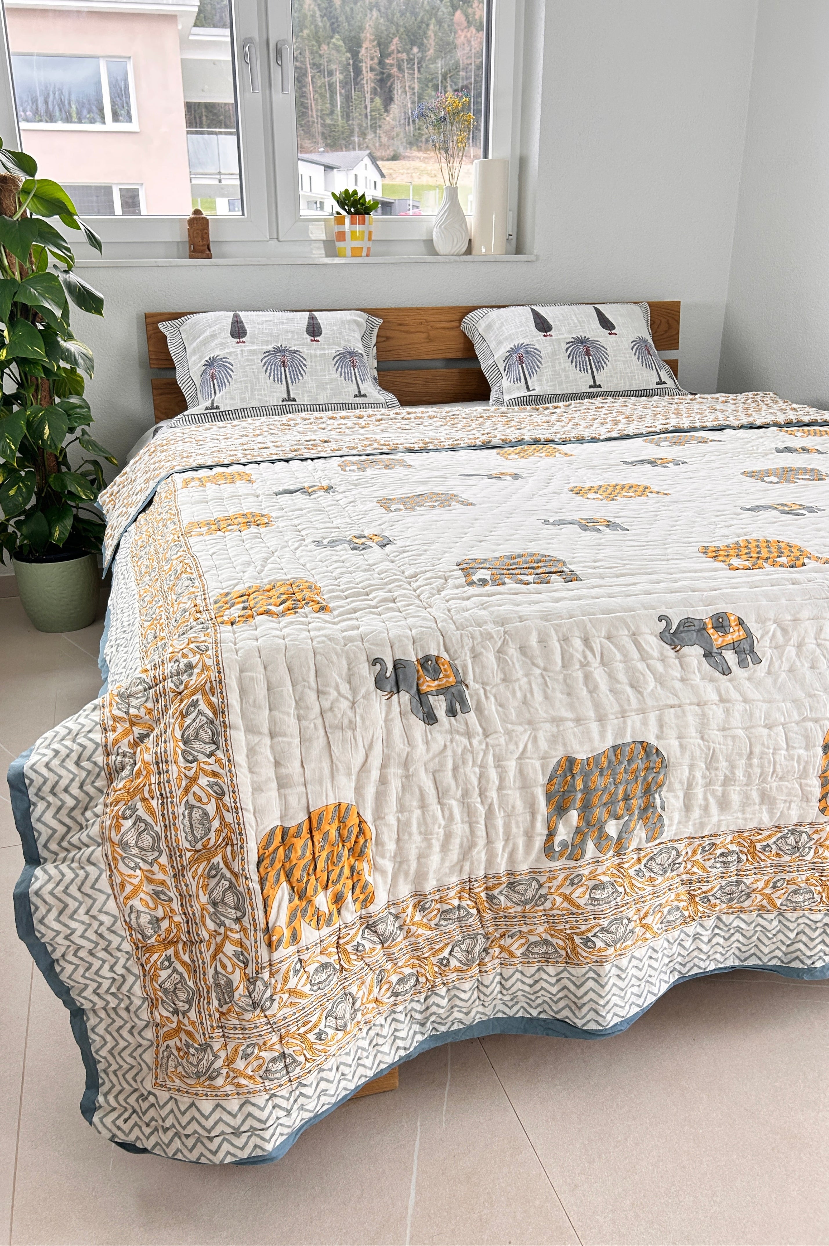 Hand Block Print Reversible Quilt (Double Bed) – Elephant & Palm