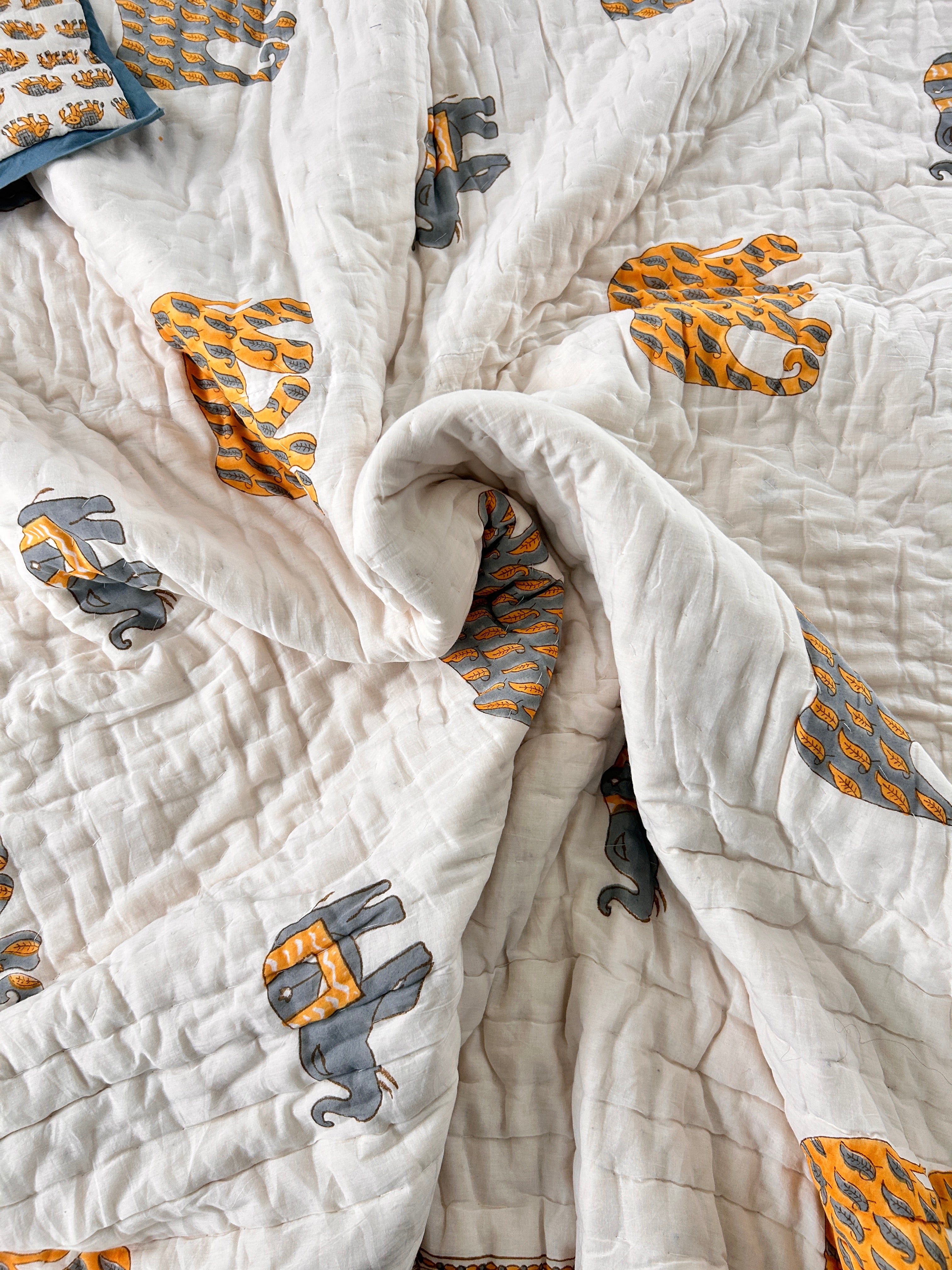 Handblockdruck Wendesteppdecke (Doppelbett) – Elefant & Palme