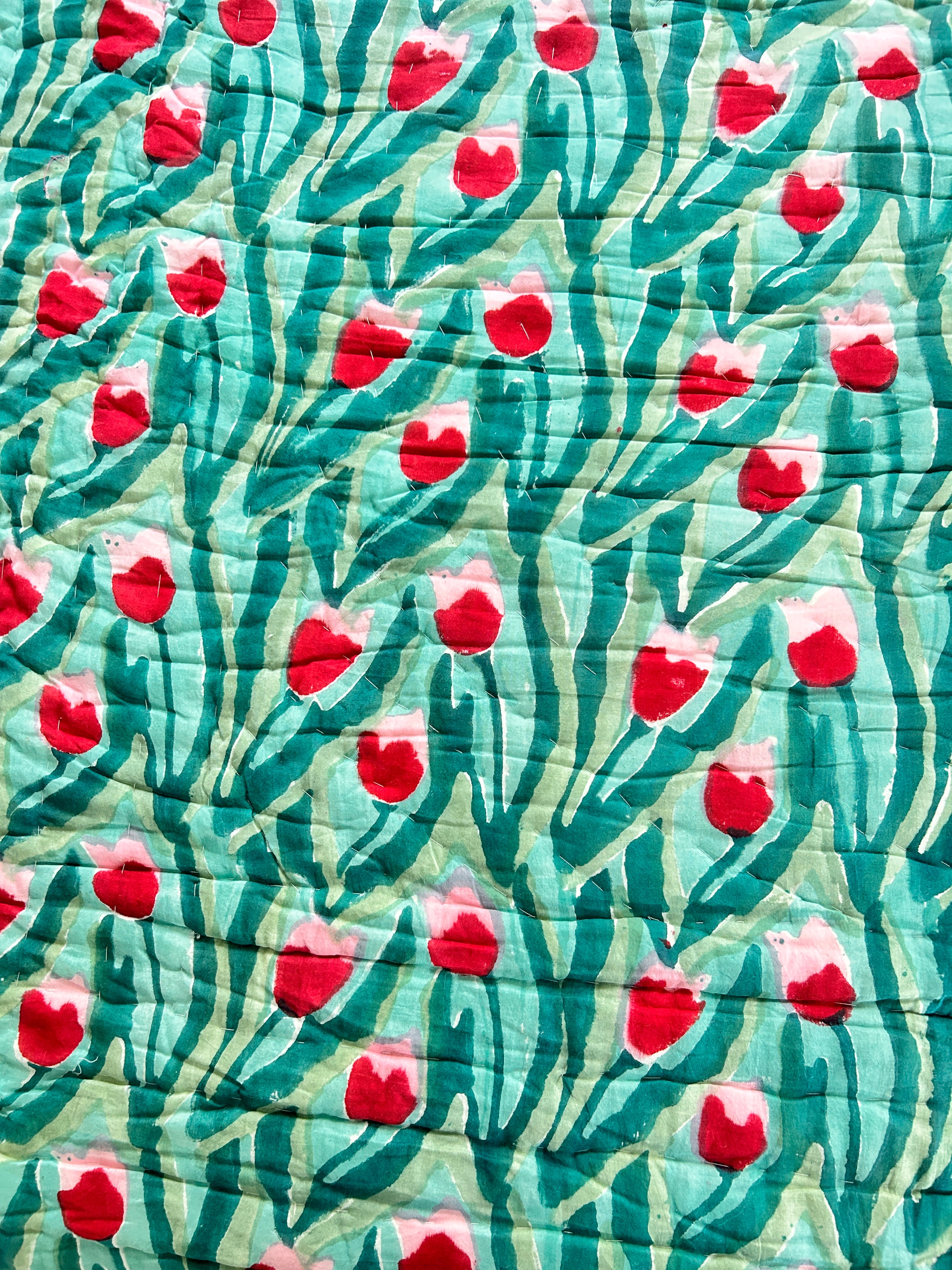 Handbedruckte Wendesteppdecke (Doppelbett) – Türkise Tulpe