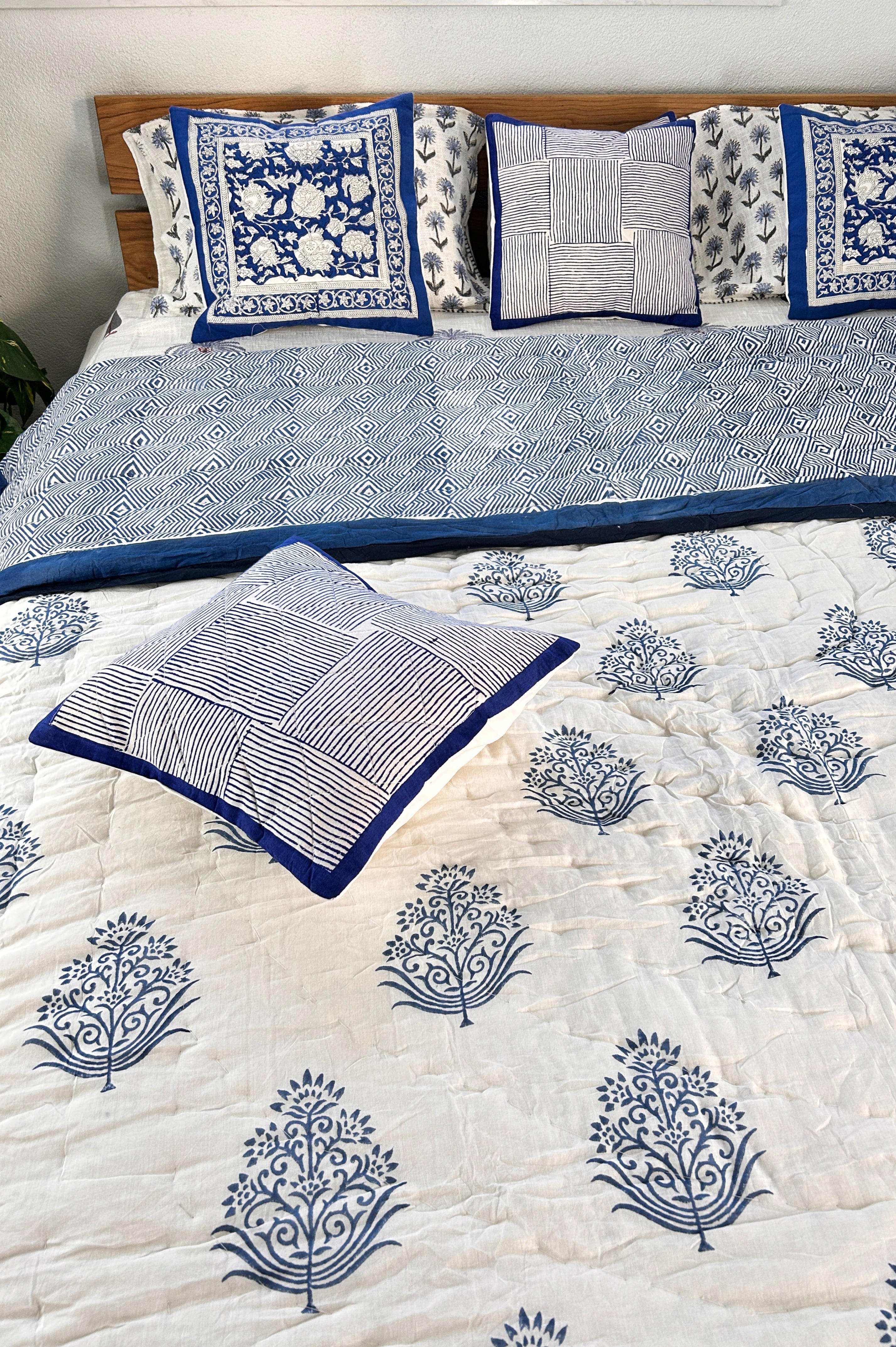 Hand Block Printed Reversible Quilt (Double Bed) – Navy Tree of Life
