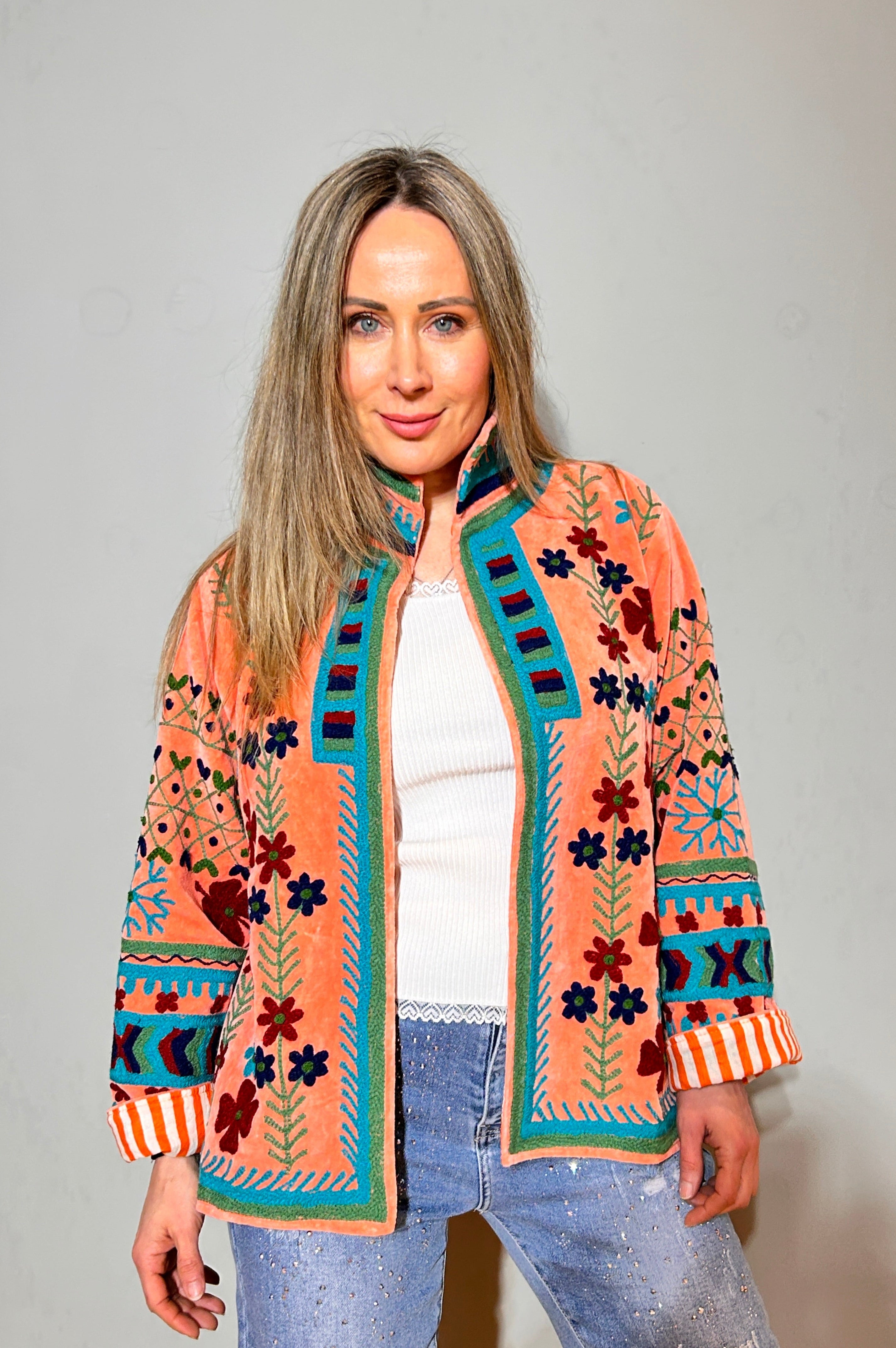 Suzani Hand-Embroidered Velvet Jacket – Coral Daisy & Teal
