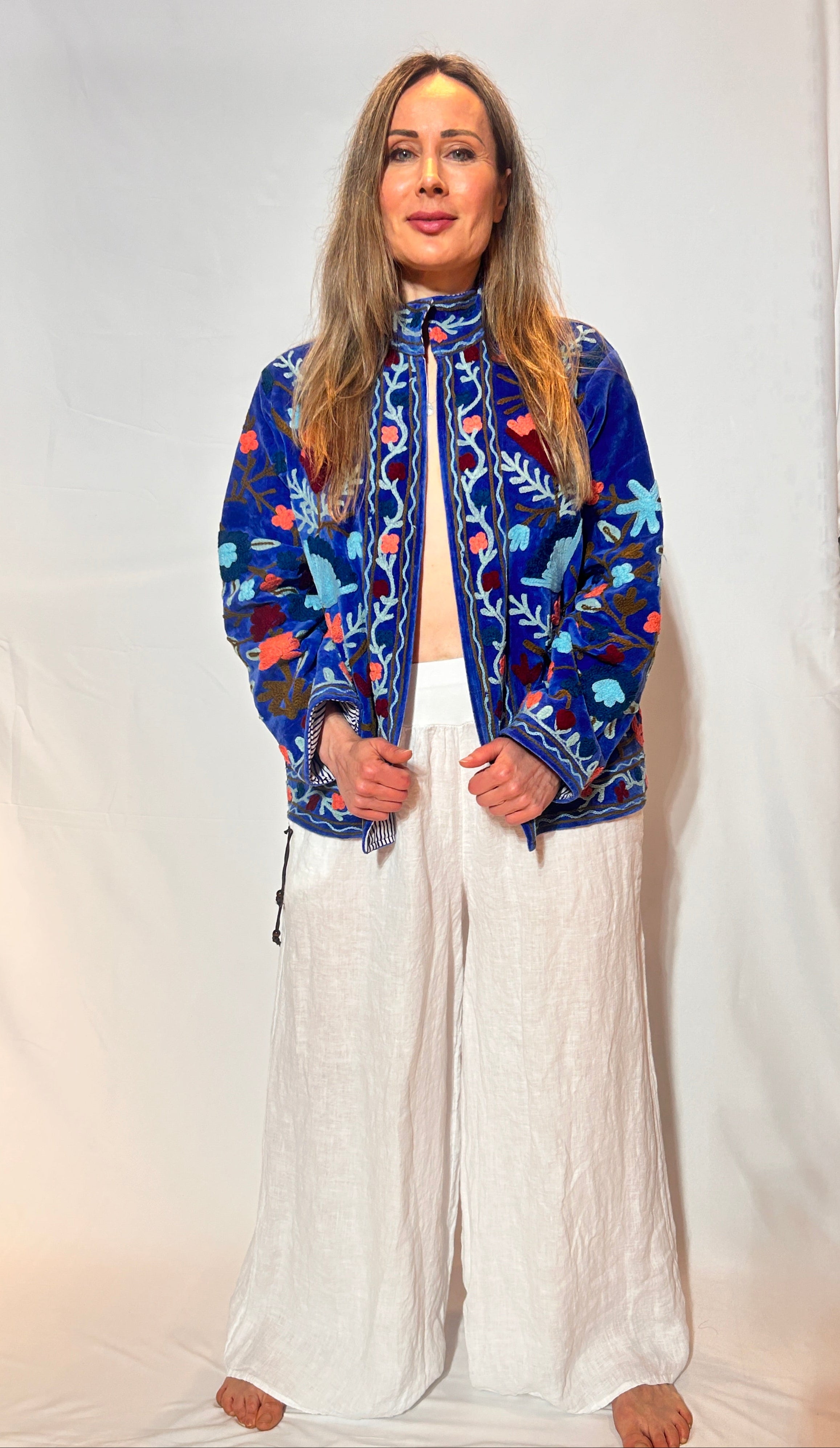 Suzani Hand-Embroidered Velvet Jacket – Cobalt Blue Garden