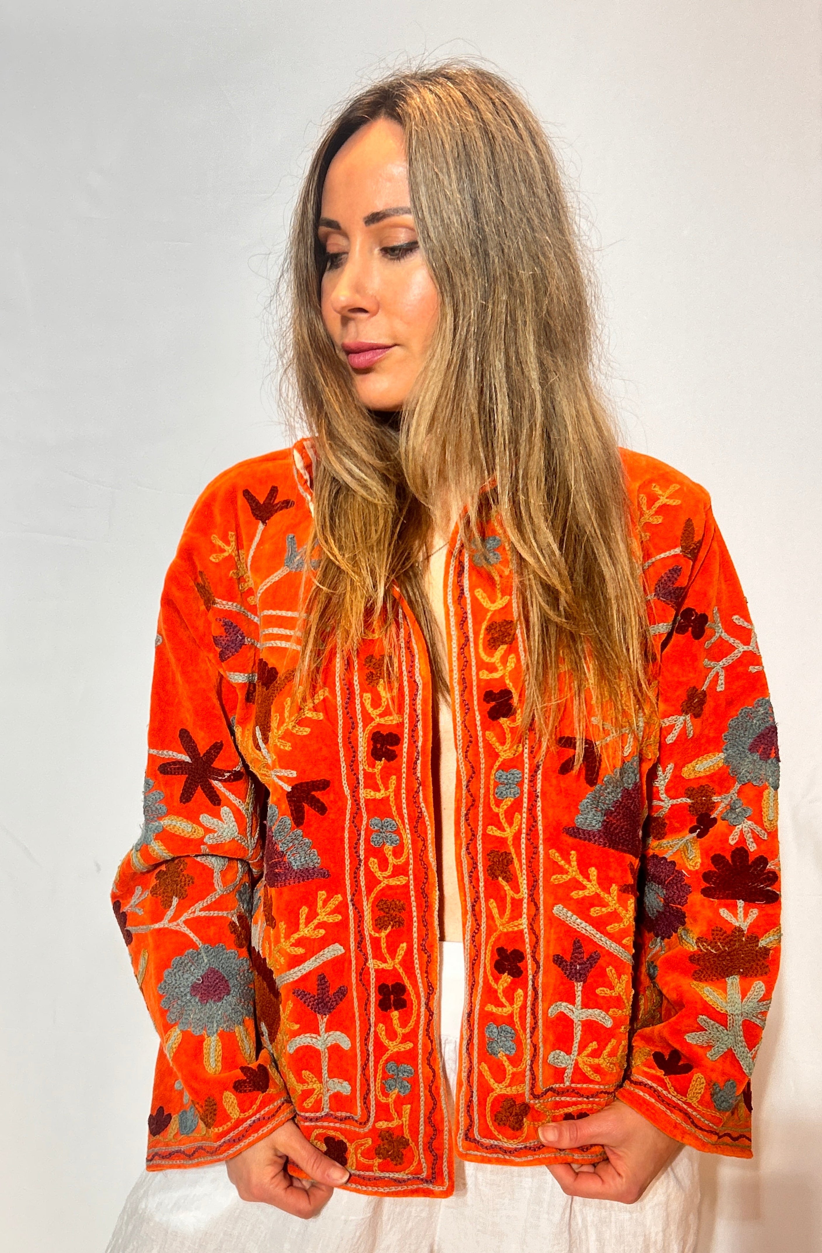 Suzani Hand-Embroidered Velvet Jacket – Tangerine Wild Garden