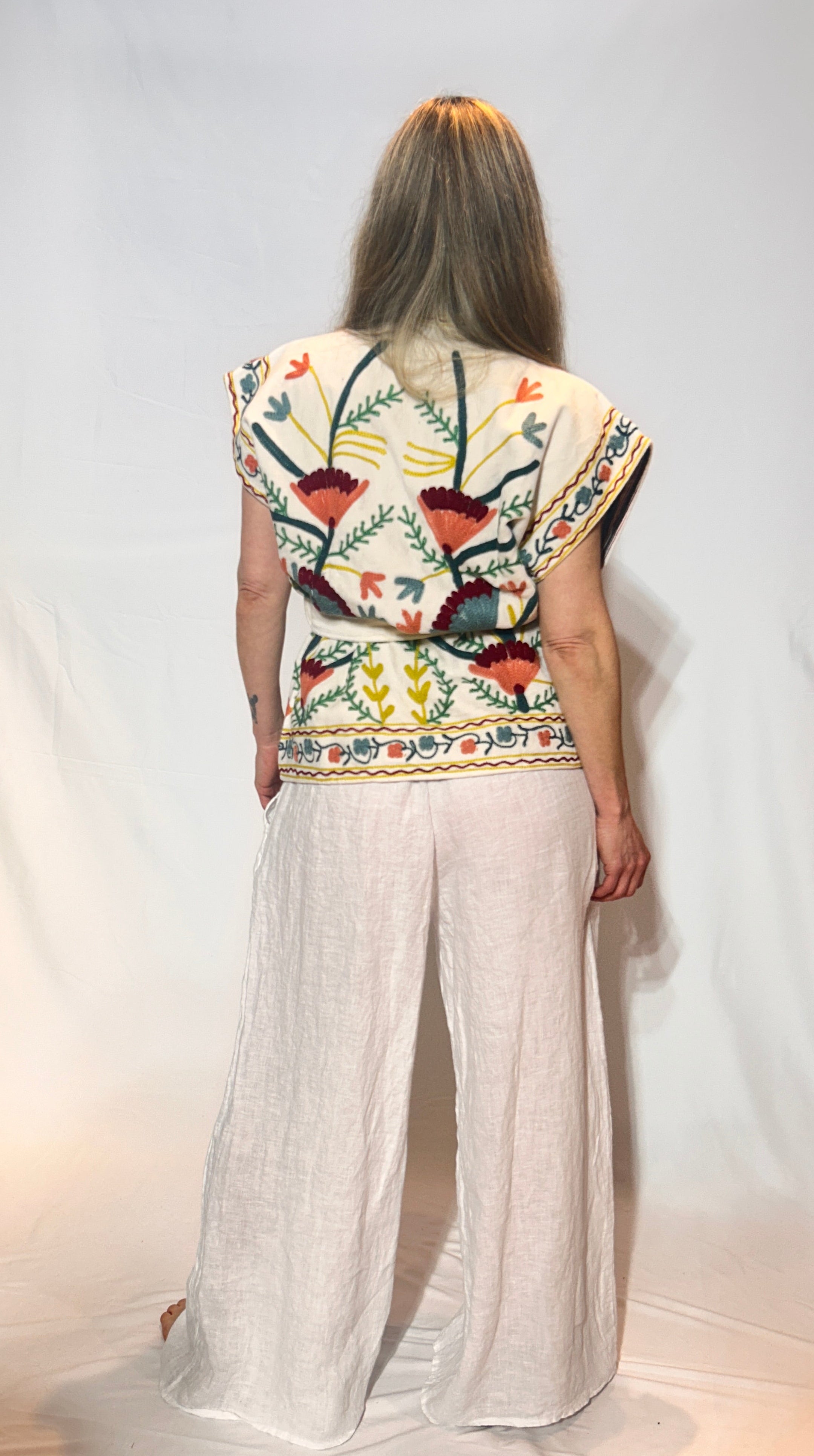 Suzani Hand-Embroidered Vest – Ivory Pomegranate Garden