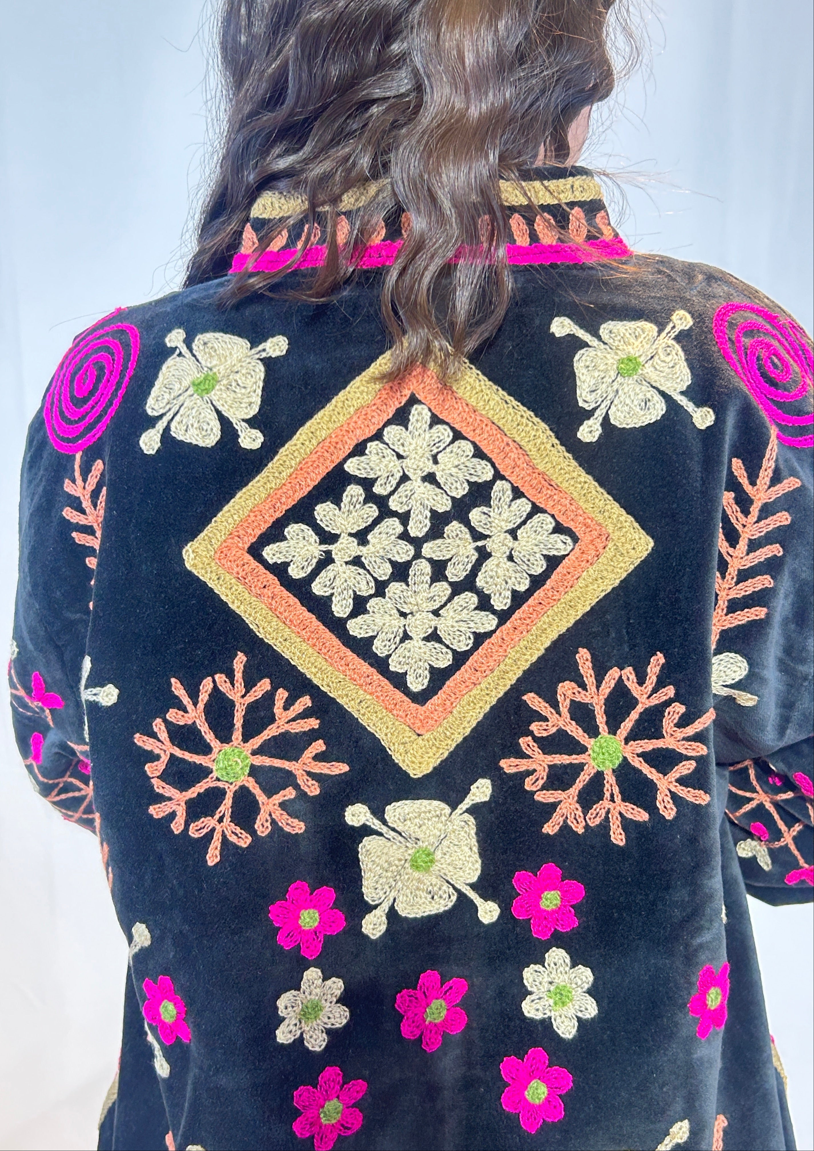 Suzani Hand-Embroidered Velvet Jacket – Midnight Fuchsia & Gold
