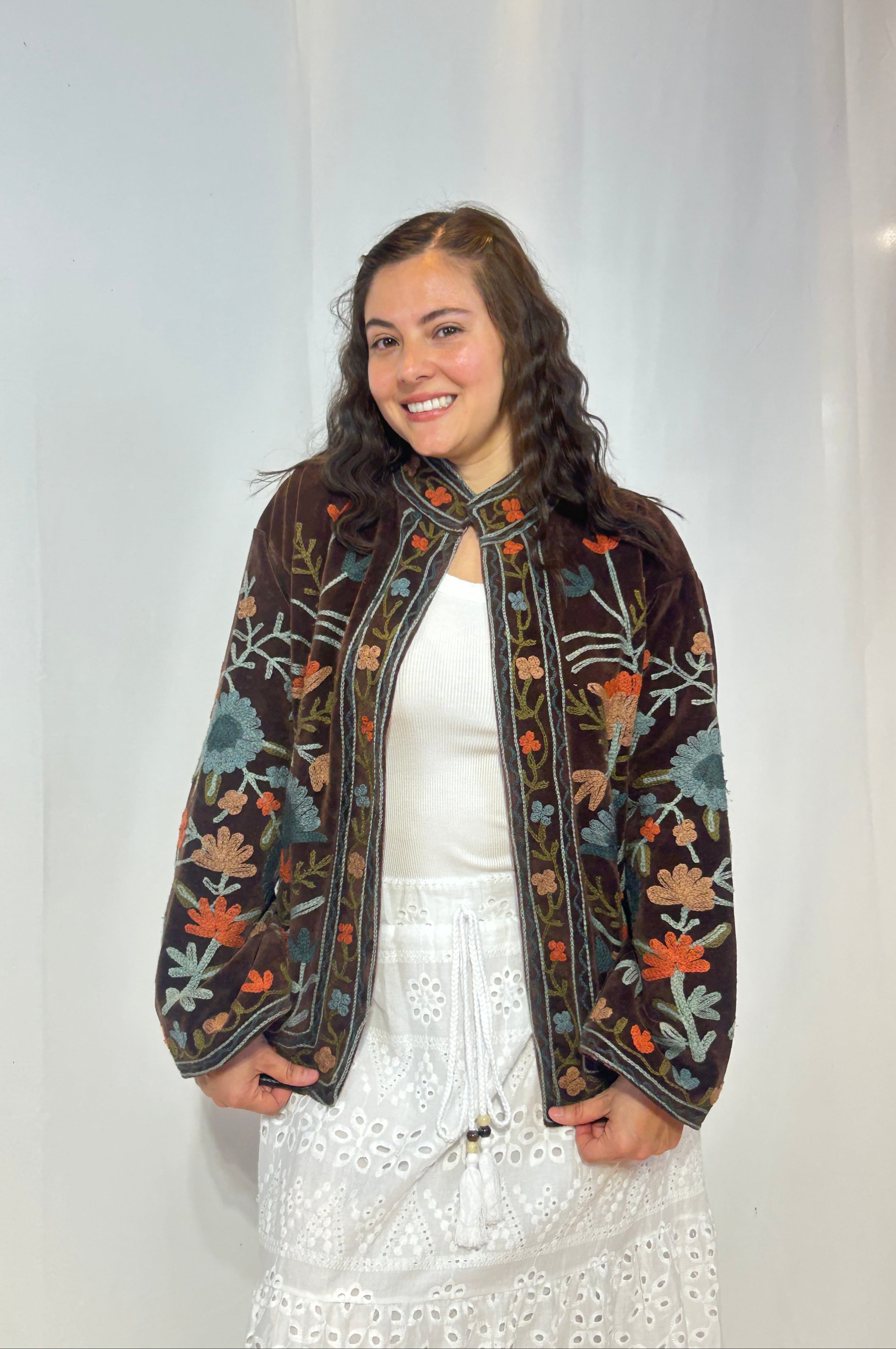 Suzani Hand-Embroidered Velvet Jacket – Espresso Wild Meadow