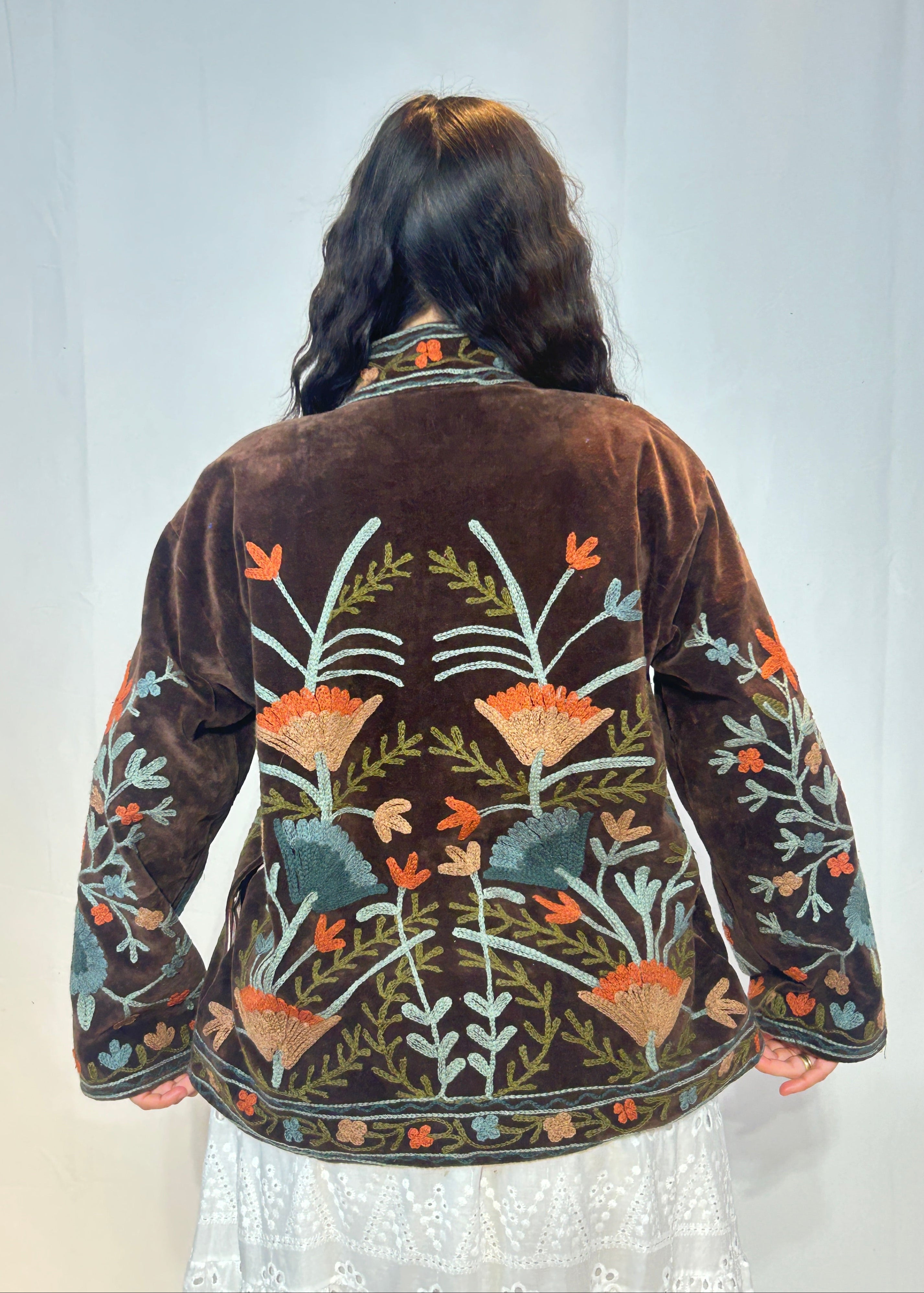 Suzani Hand-Embroidered Velvet Jacket – Espresso Wild Meadow