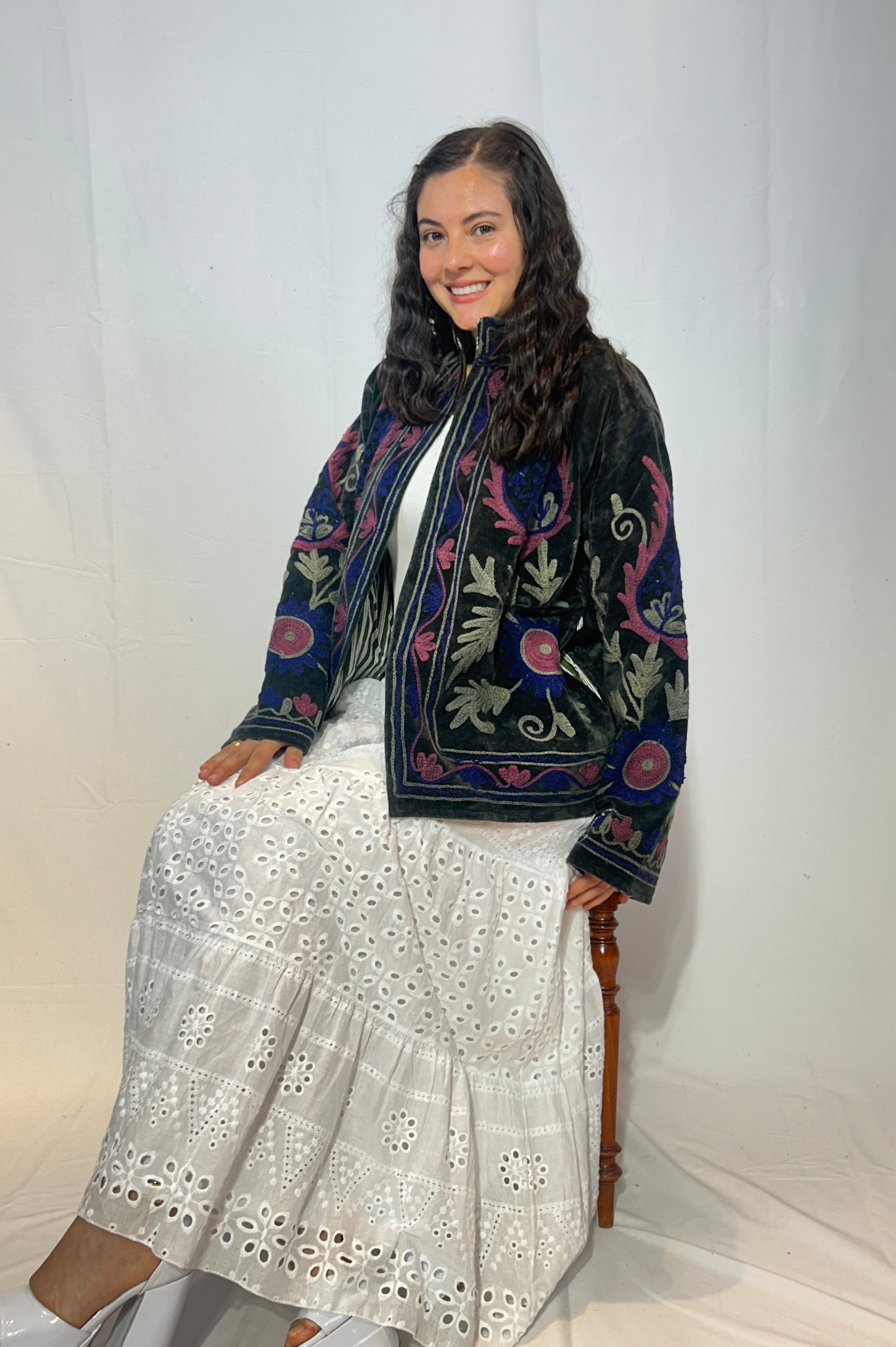 Suzani Hand-Embroidered Velvet Jacket – Forest Green & Pink Bloom