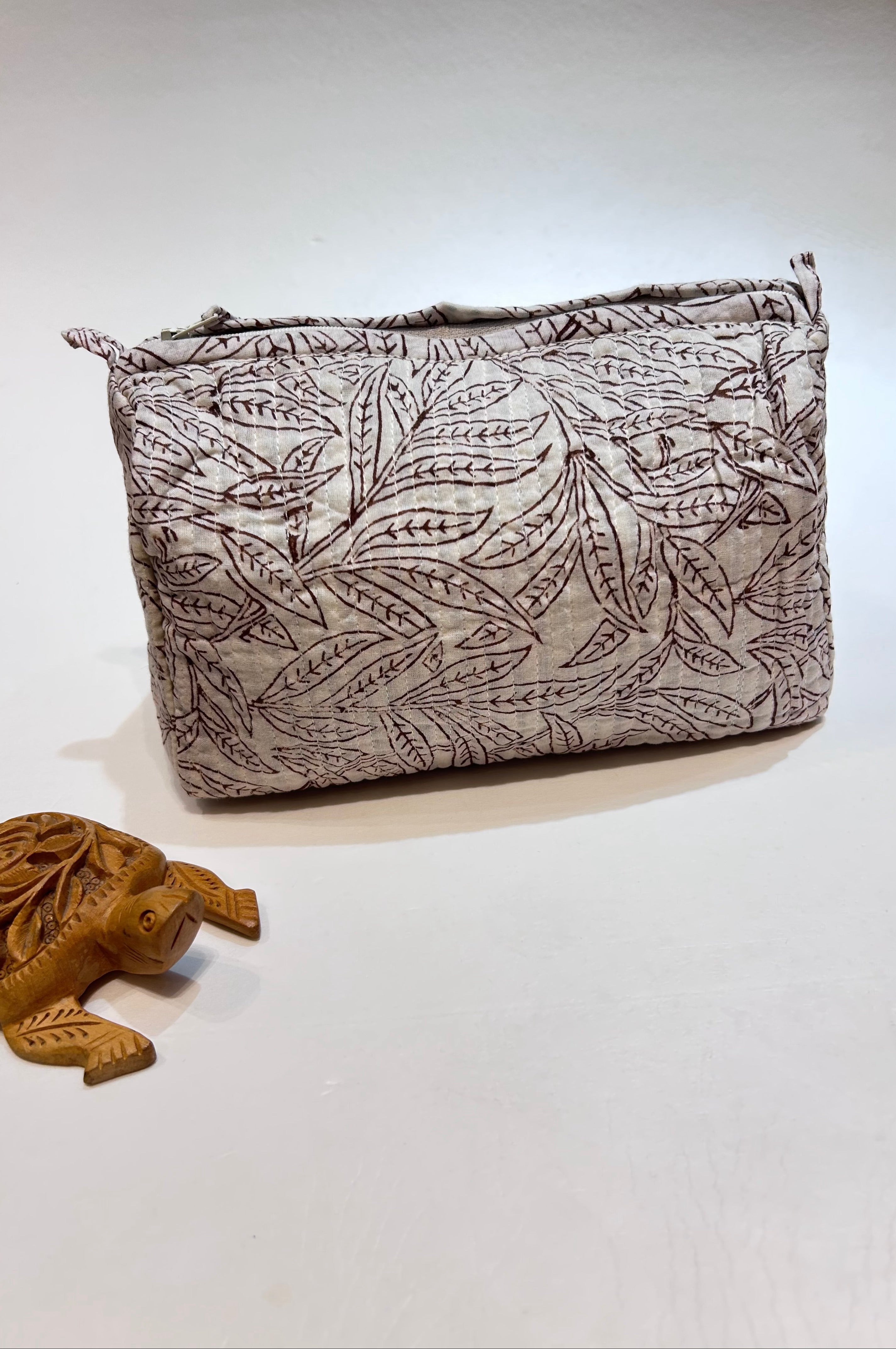 Willow Leaf Quilted Zip Bag