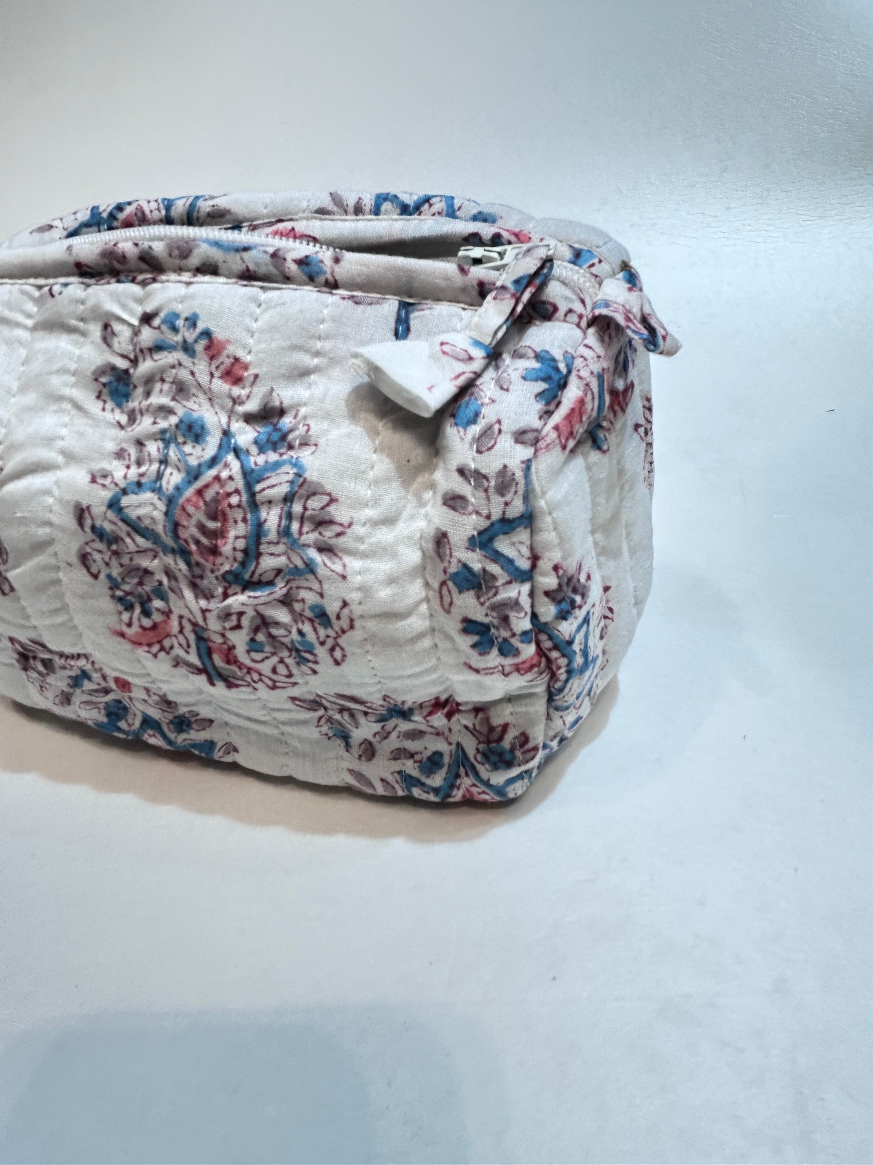Ivory Bloom Quilted Zip Bag Set