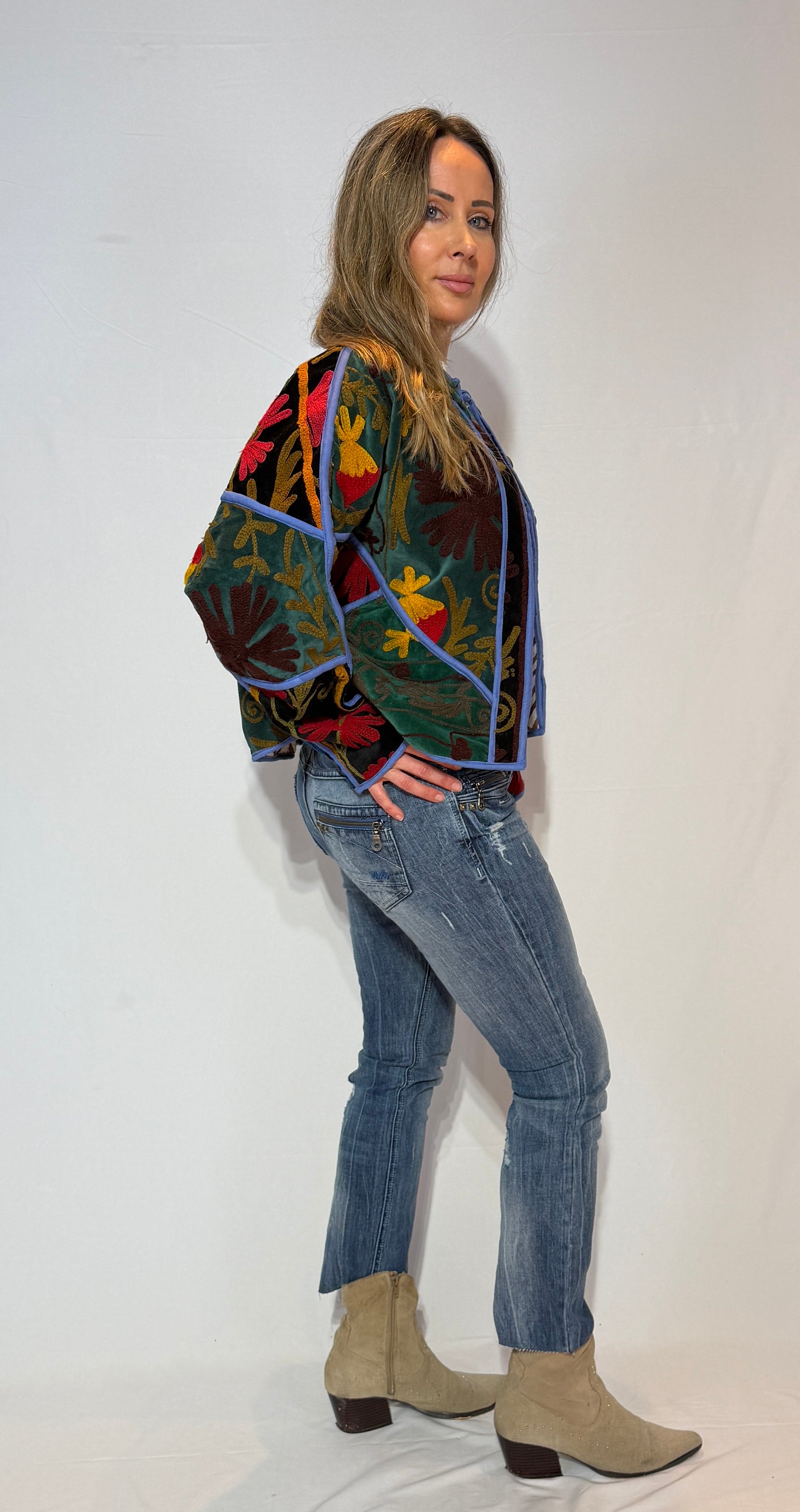 Suzani Hand-Embroidered Velvet Jacket – Teal Garden & Blue Bloom