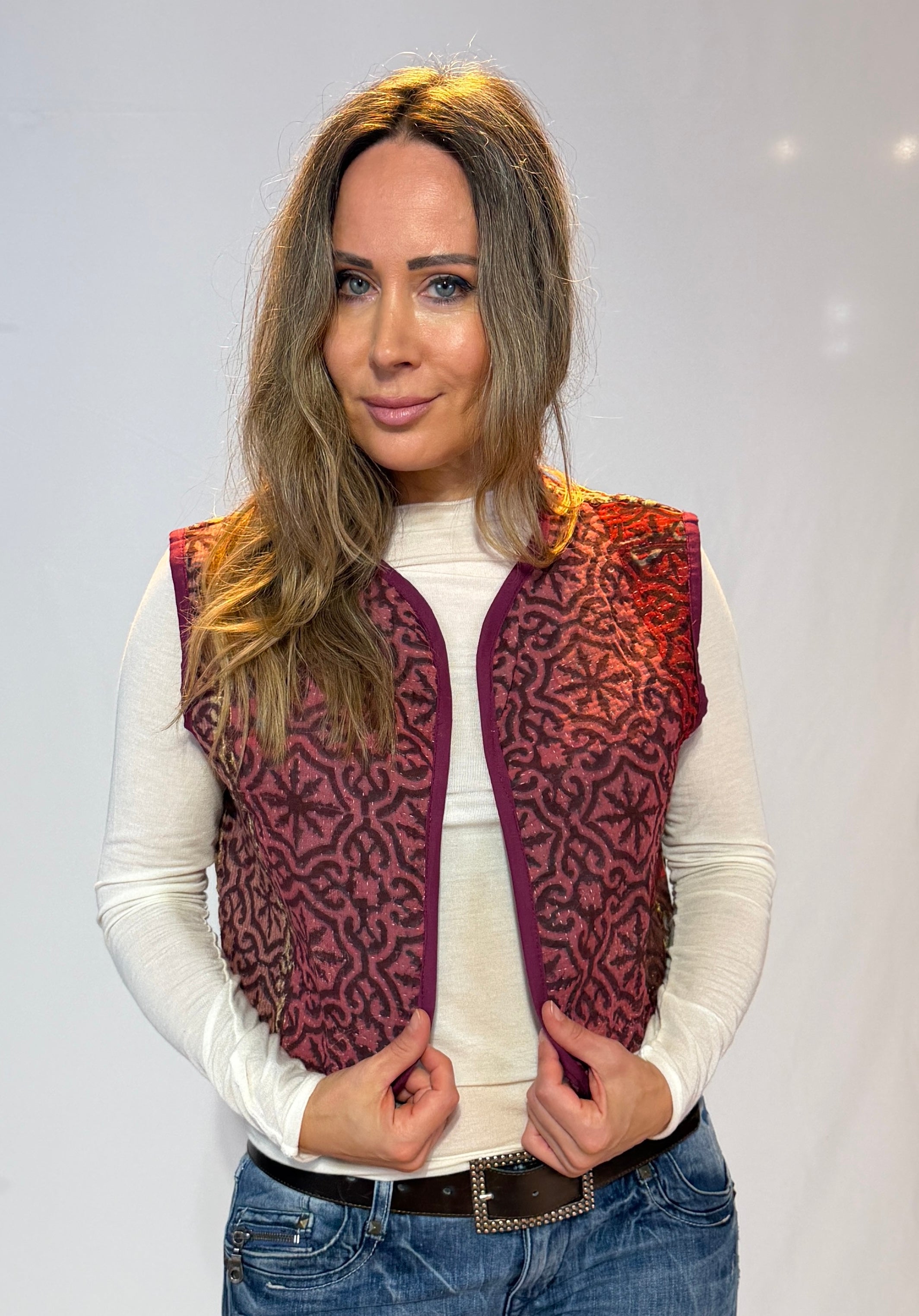 Handmade Kantha Quilt Vest – Burgundy & Rose Mosaic