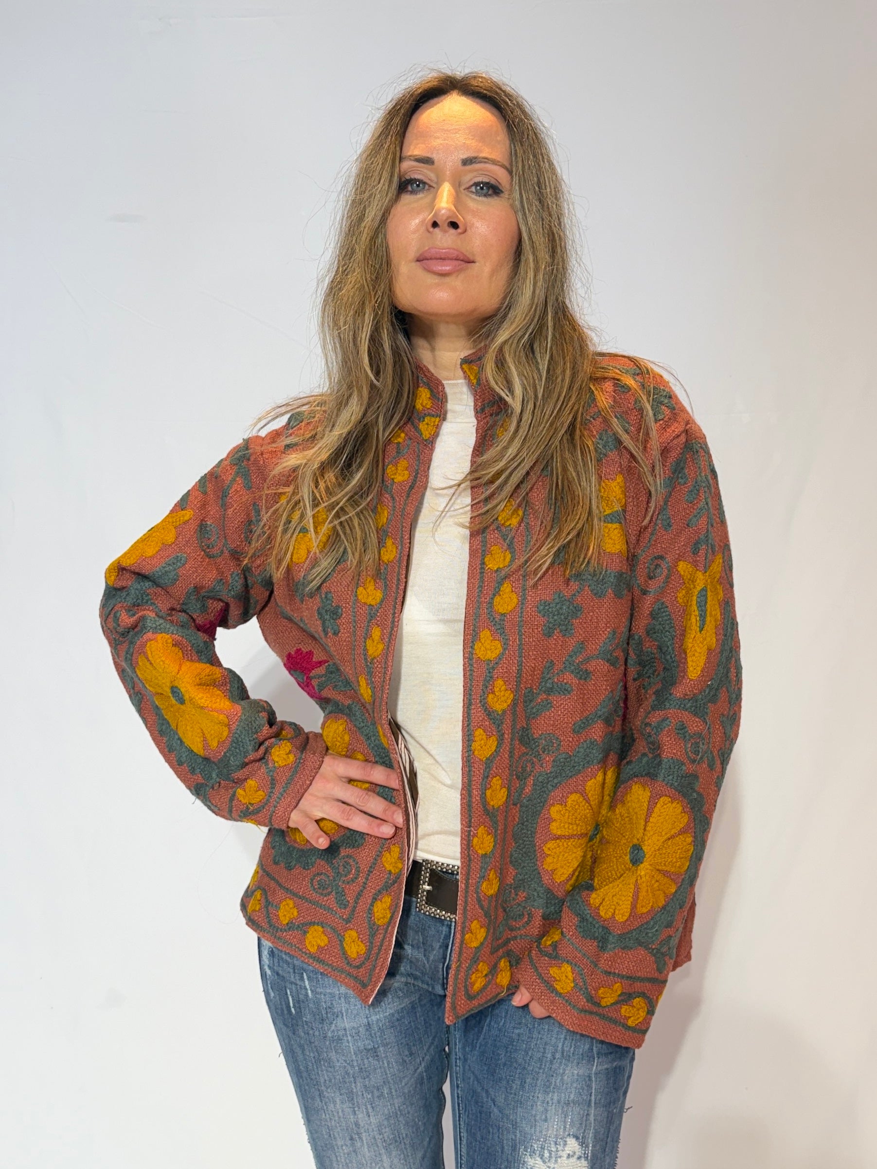 Hand-Embroidered Cotton Suzani Jacket – Dusty Rose & Golden Daisy