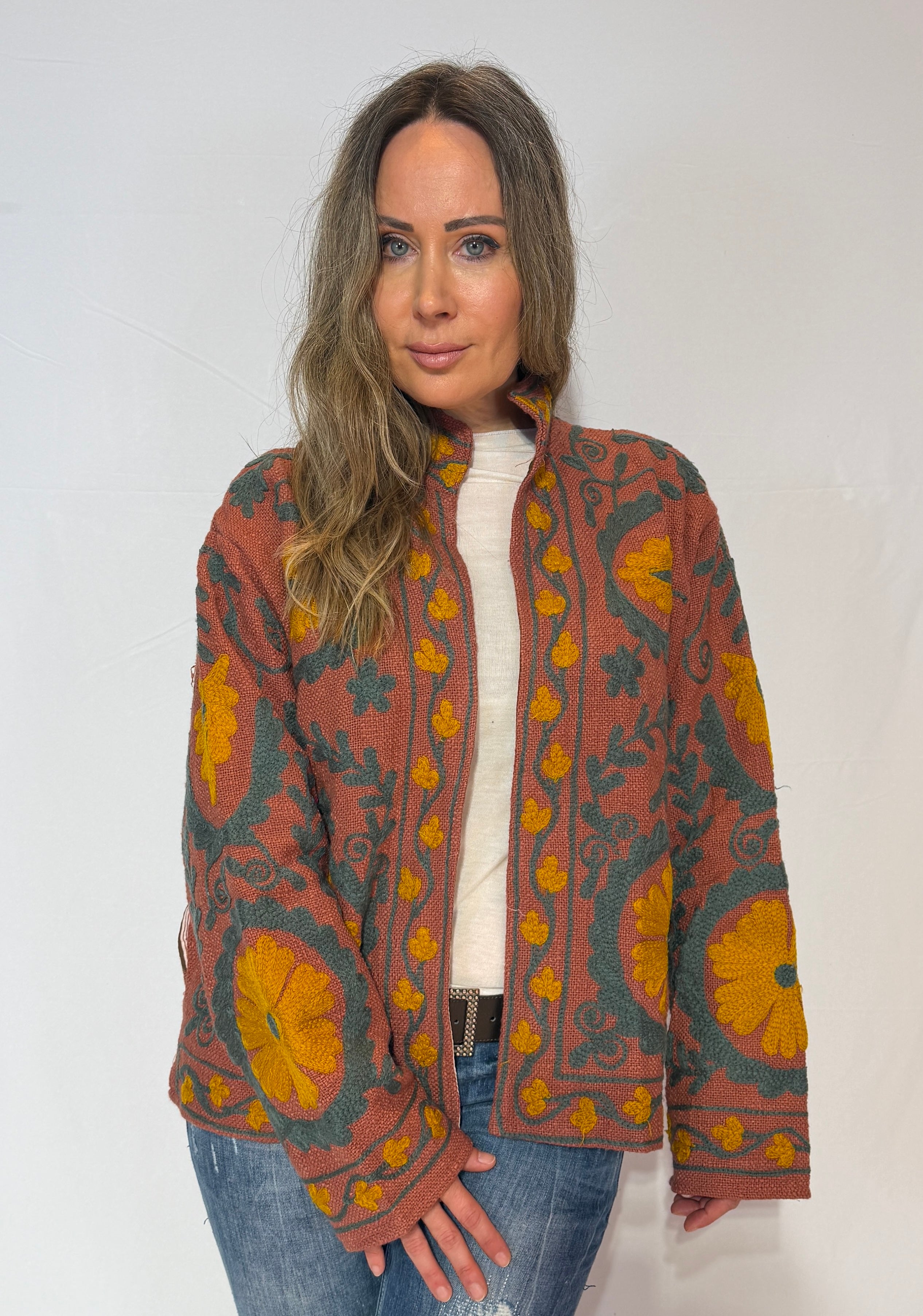 Hand-Embroidered Cotton Suzani Jacket – Dusty Rose & Golden Daisy