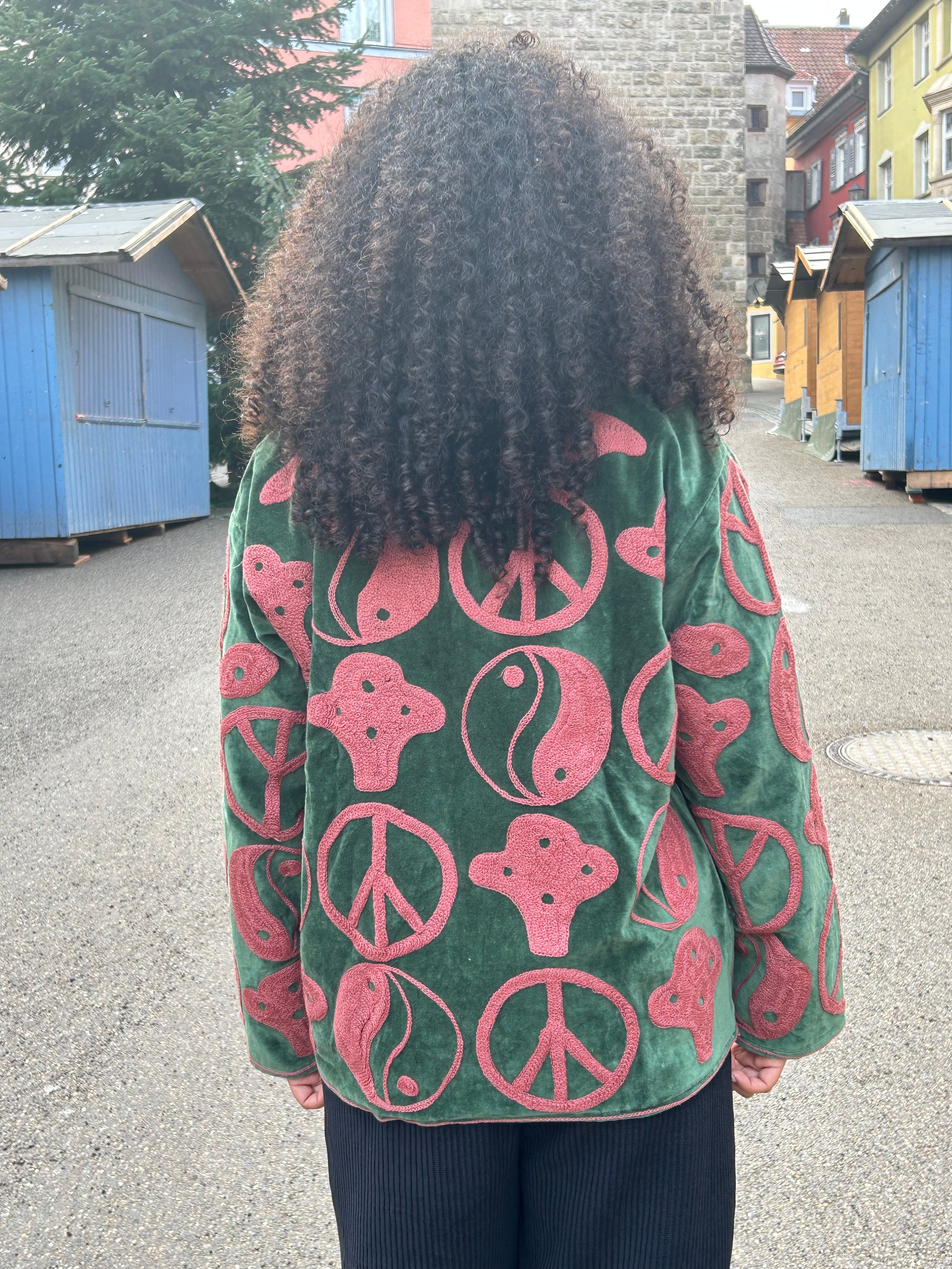 Handbestickte Suzani Samtjacke – Rose mit Smaragd-Faden