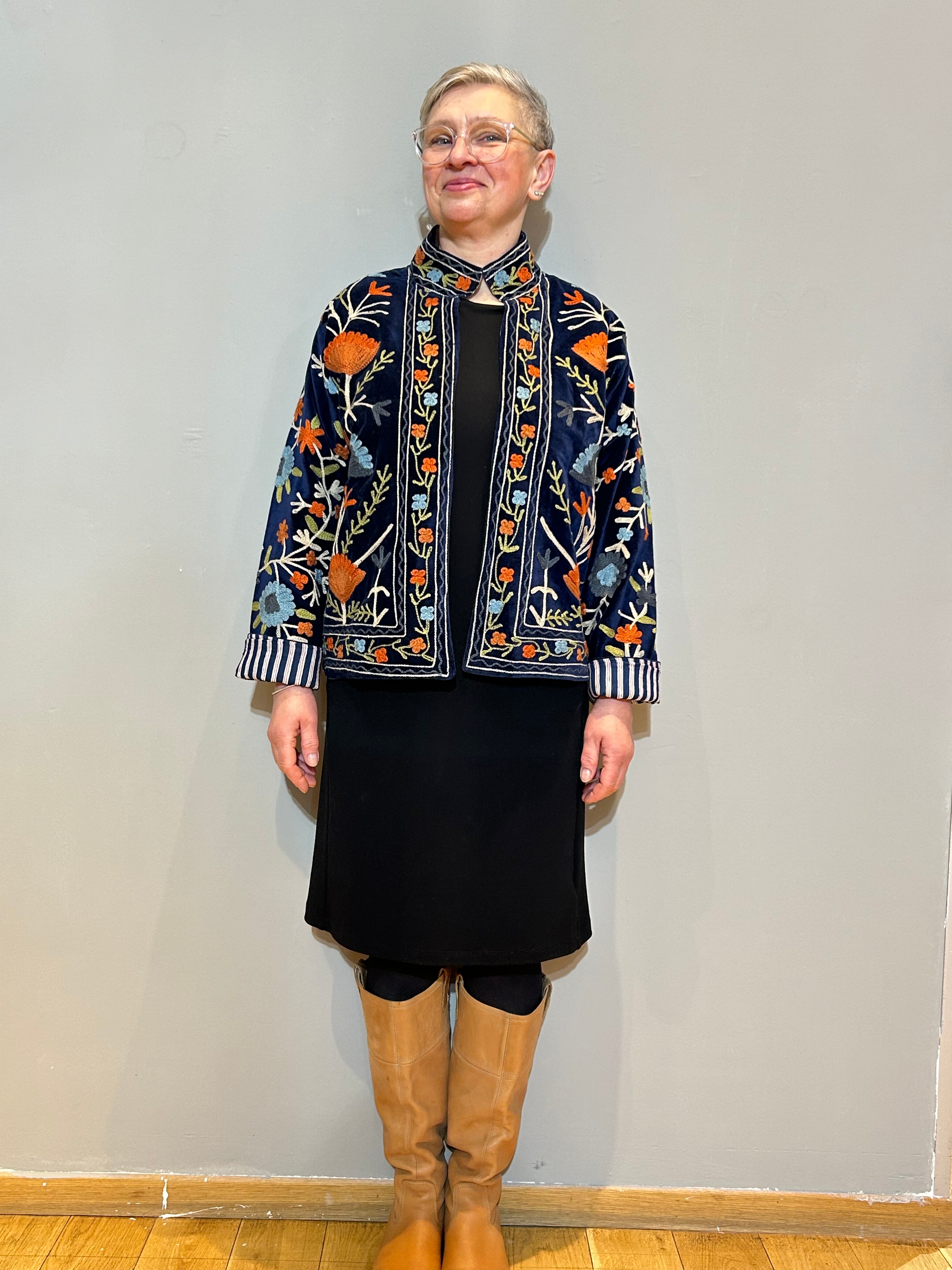 Velvet Suzani Hand-Embroidered Jacket - Navy Blue