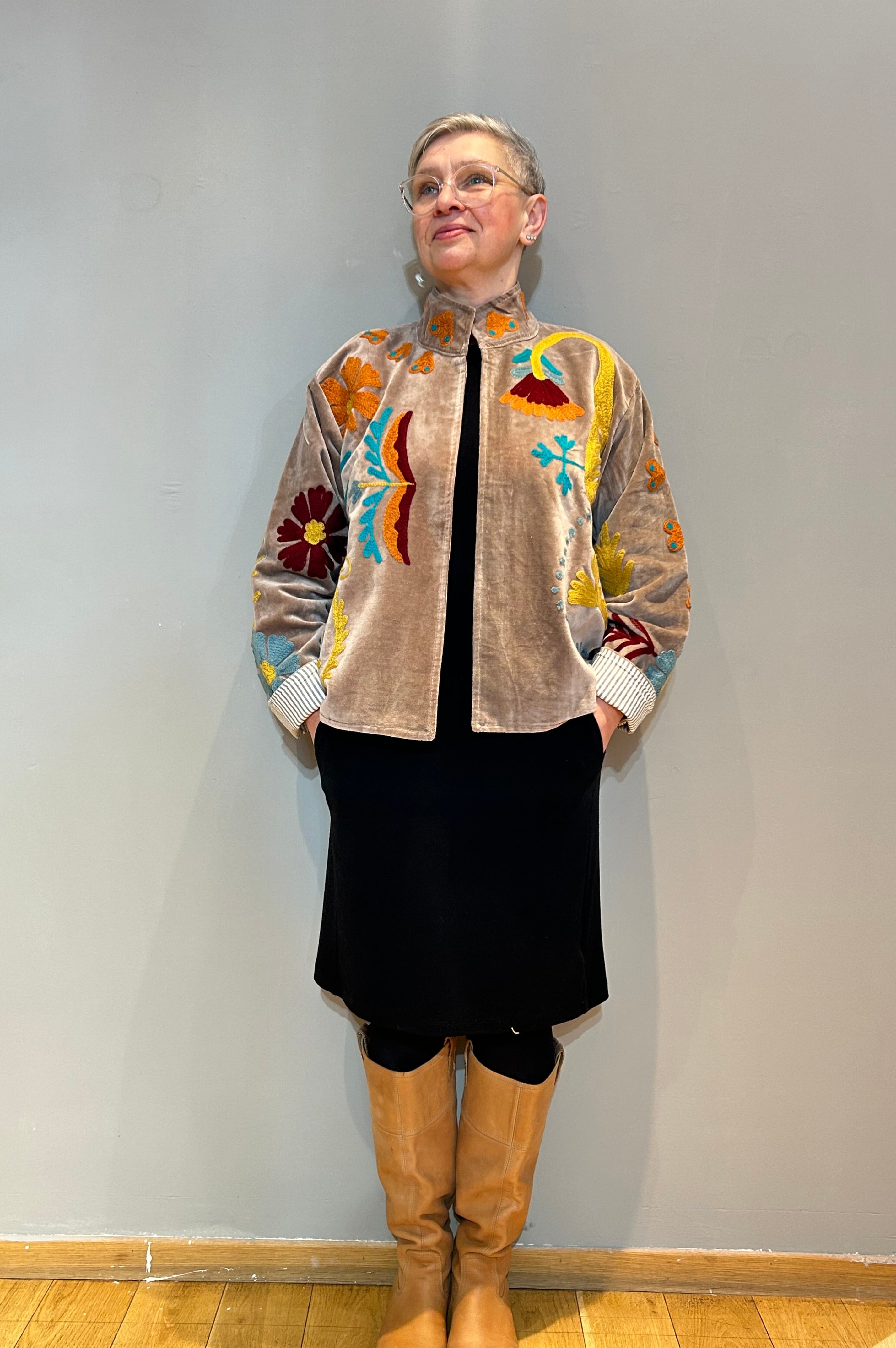 Velvet Suzani Hand-Embroidered Jacket - Sand