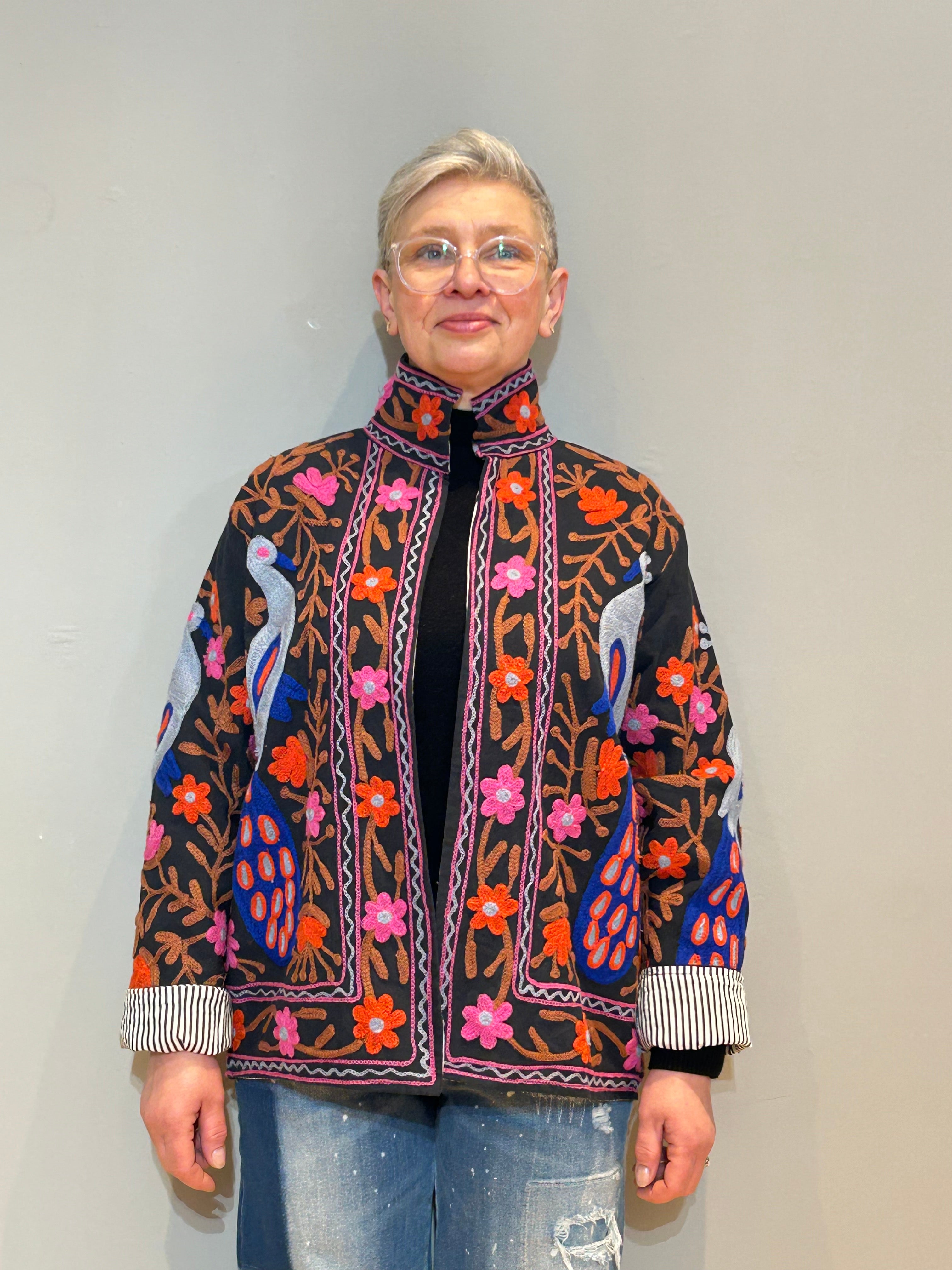 Baumwoll-Suzani-Handbestickte Jacke – Pfau Noir