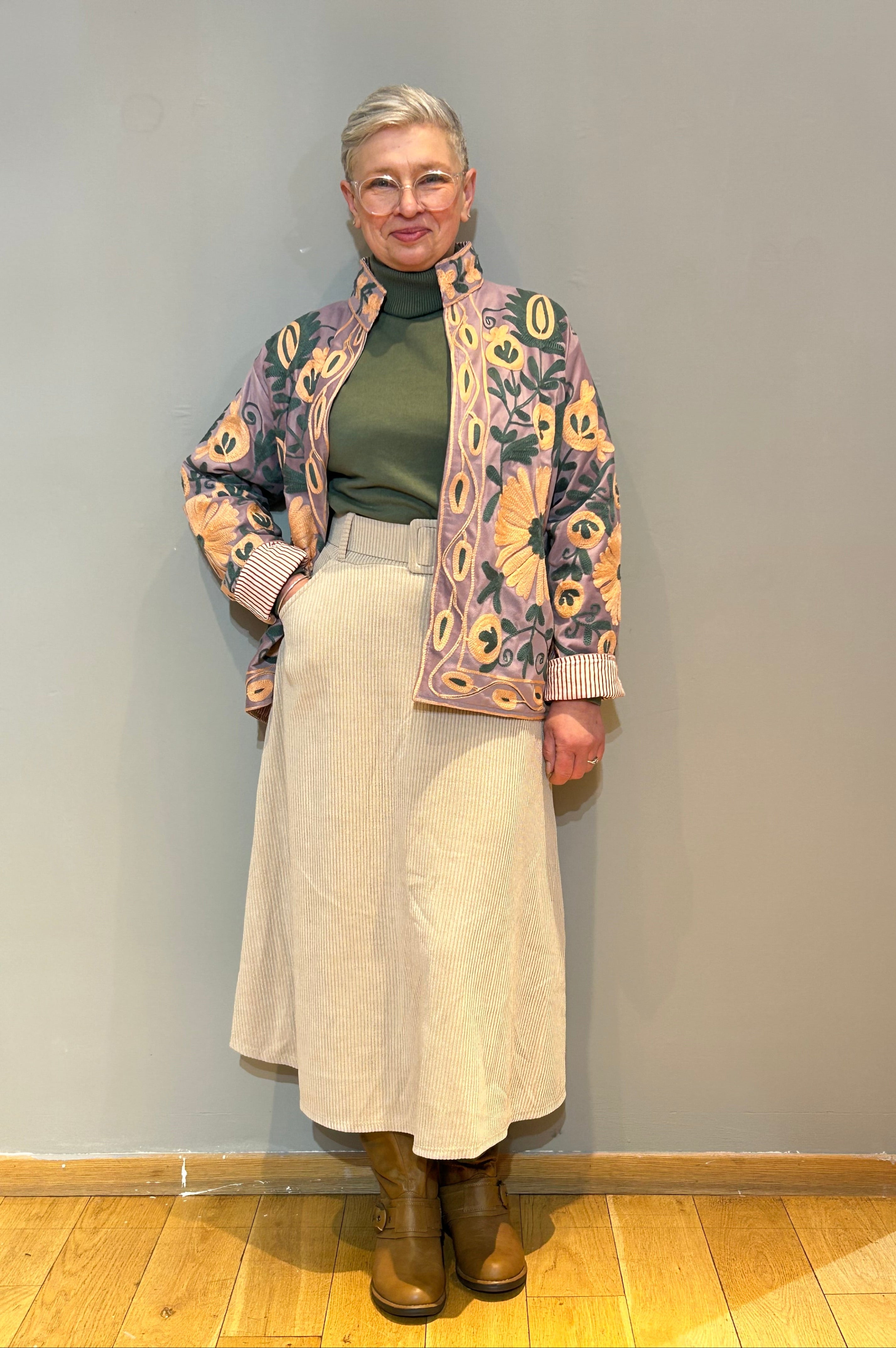 Velvet Suzani Hand-Embroidered Jacket - Lavender